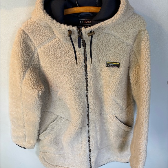 L.L. Bean Mountain Pile Sherpa Jacket - Picture 3 of 16